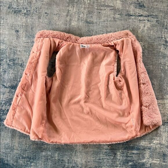 Epic Threads Pink Fluffy Faux Fur Vest XL - Picture 3 of 5